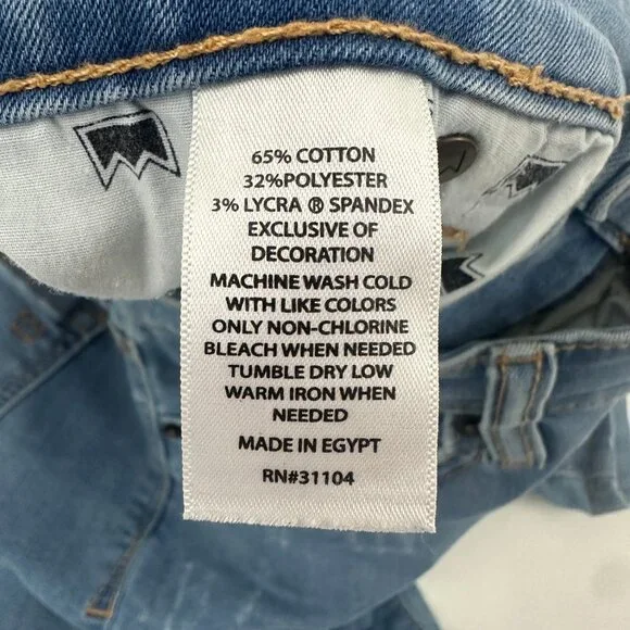 Crown & Ivy Distressed Womens size 10 Medium Wash Blue Denim Jean Shorts - Picture 3 of 4